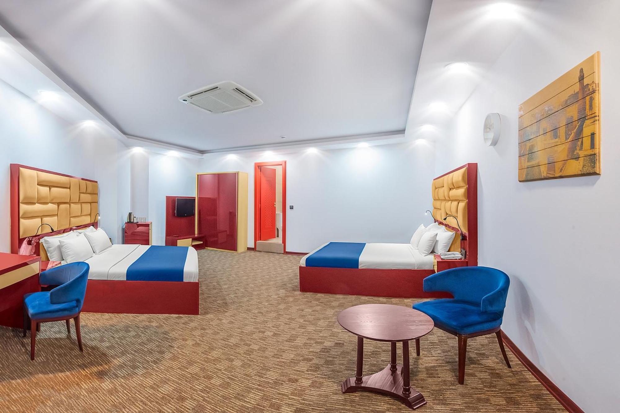 Denis 4* Tbilisi