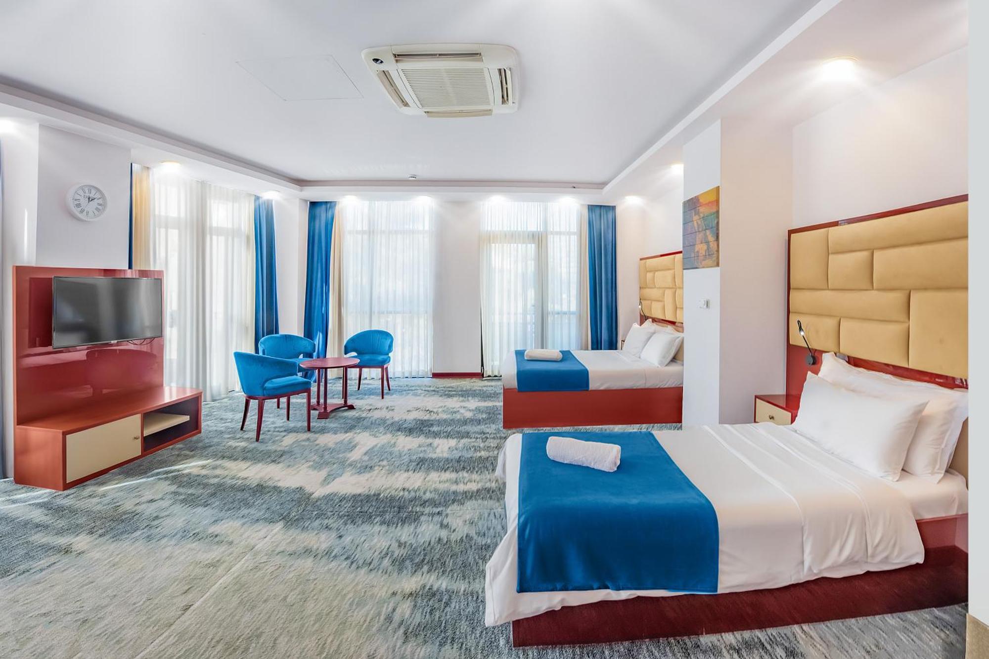 Hotel Denis 4*